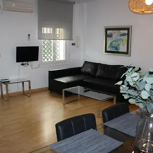 아파트 알로하미엔토스 콜리세오, 세비야