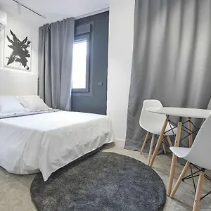 Giralda Modern Y Luxury Sevilla